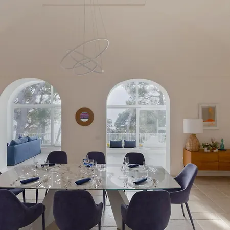 Capri Villa *